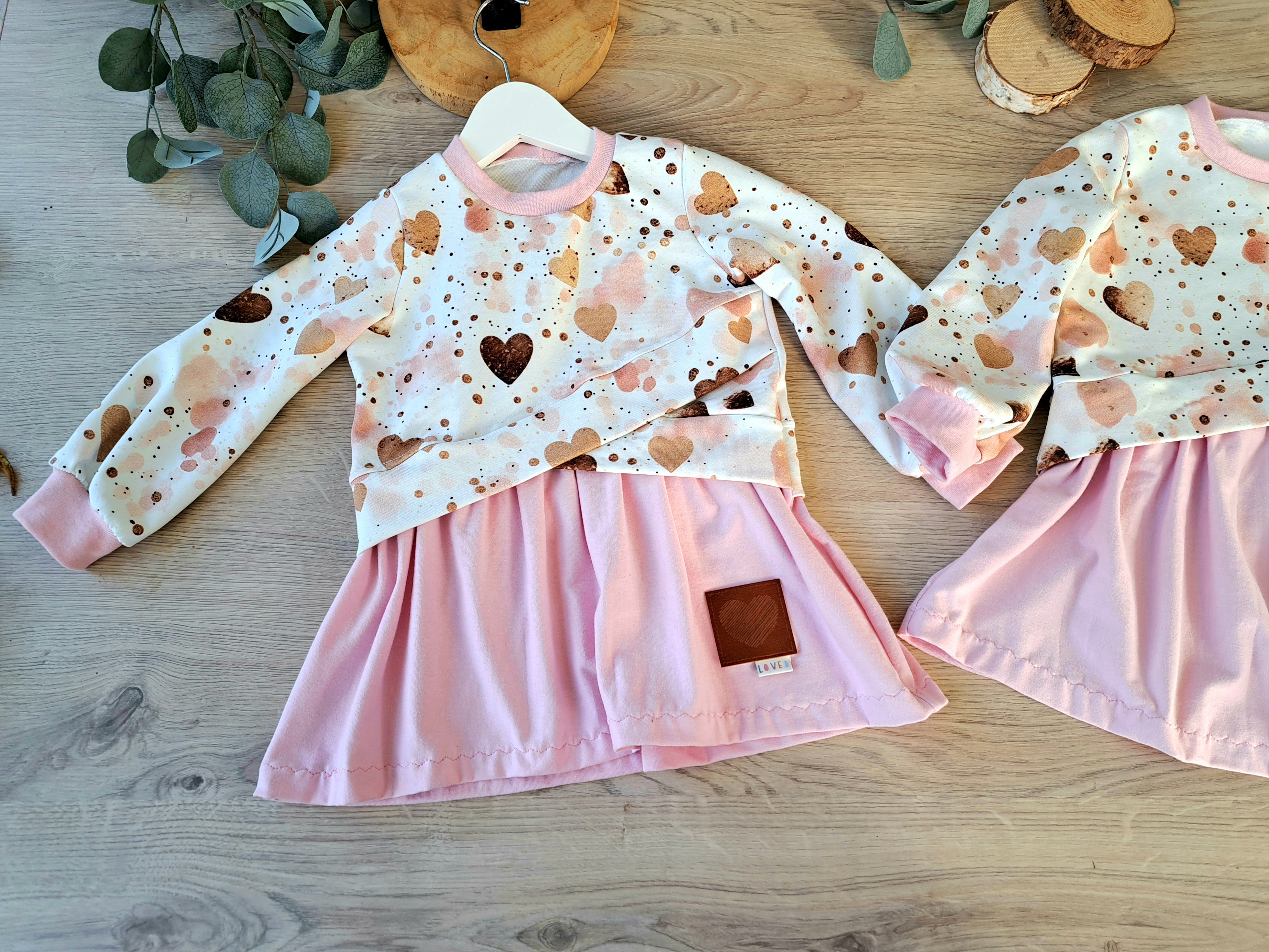 Schlichte rosa Herzen neue Vorbestellung